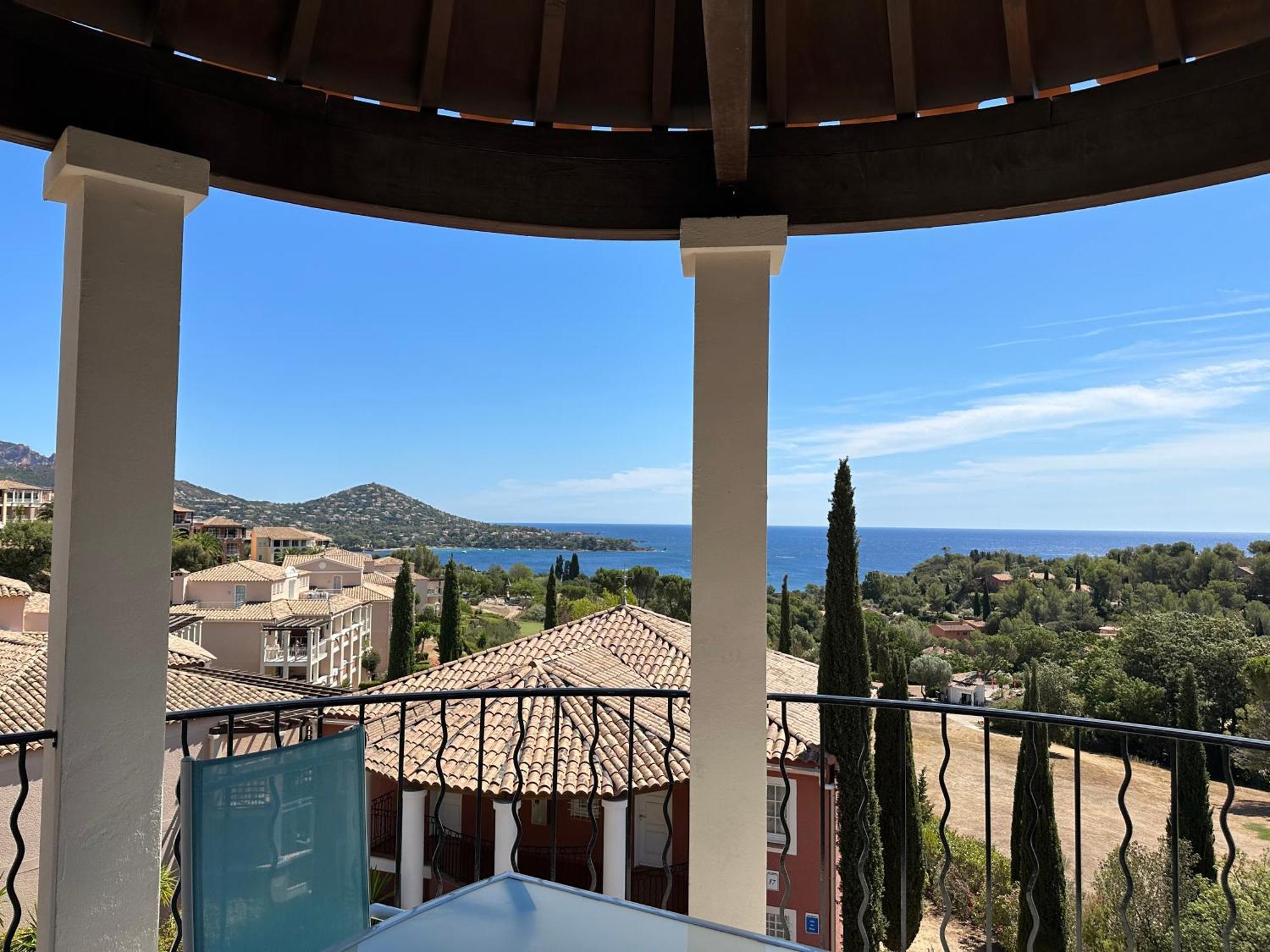 Cap Esterel Vue Mer Et Climatise Saint-Raphaël Eksteriør bilde